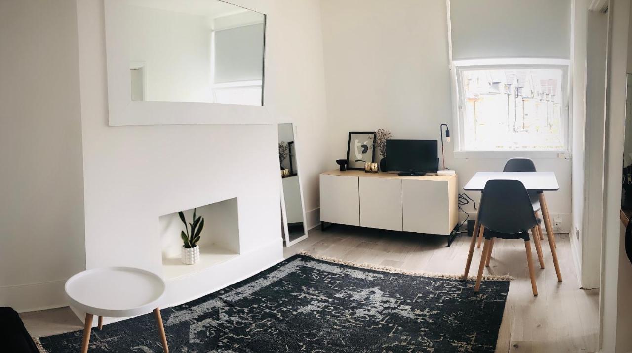 Bright Chiswick Apartment - Great Location Londra Exterior foto
